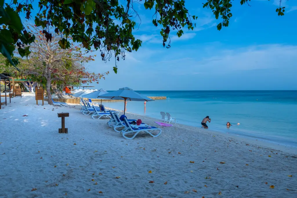 ISLA DEL ENCANTO PASADIA BASICO - $410.000